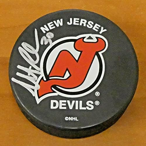 Martin Brodeur Aláírt New Jersey Devils Puck - Dedikált NHL Korong
