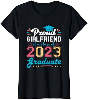Női Büszke Barátnője Egy Osztály 2023 Érettségi Érettségi Póló